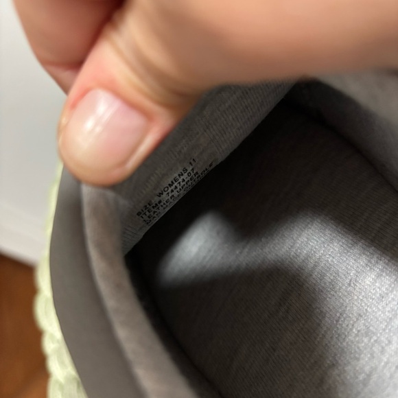 MyPillow MySlipper All Season Gray Leather Comfort Slip-On Slippers NWOB - Picture 7 of 8